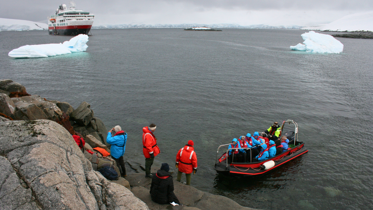Antarctica travel