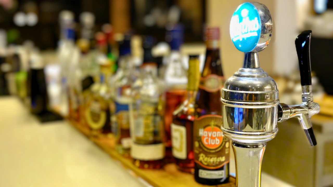 bar