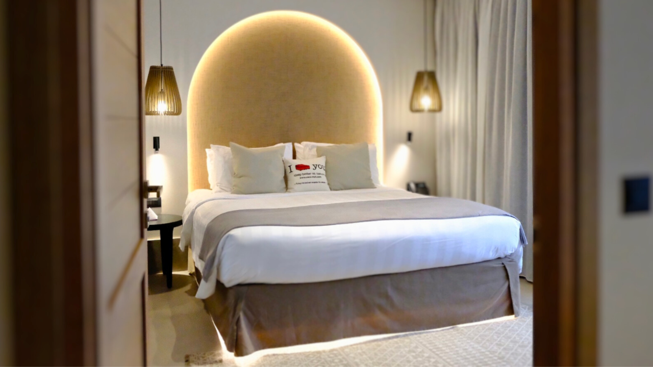 Paralos Venus Suites